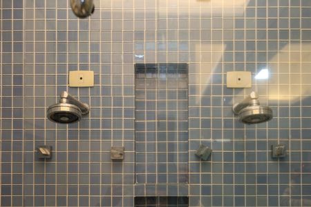 Casa de condomínio à venda com 200m², 2 quartos e 1 vaga Casa de condomínio à venda com 200m², 2 quartos e 1 vagaBanheiro