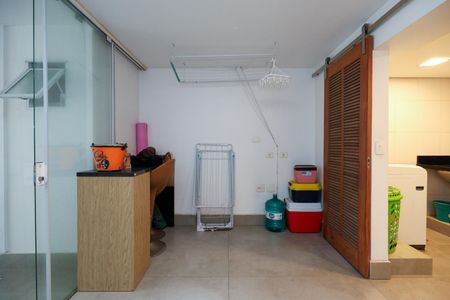 Casa de condomínio à venda com 200m², 2 quartos e 1 vaga Casa de condomínio à venda com 200m², 2 quartos e 1 vagaÁrea de Serviço