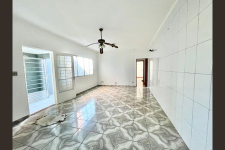 Sala de casa à venda com 2 quartos, 137m² em Vila Pita, São Paulo