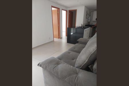 Sala de apartamento para alugar com 2 quartos, 50m² em Tribobó, São Gonçalo