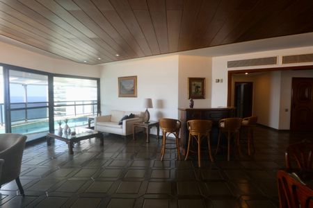 Apartamento para alugar com 355m², 5 quartos e 3 vagas Apartamento para alugar com 355m², 5 quartos e 3 vagasSala