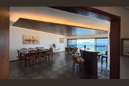 Apartamento para alugar com 355m², 5 quartos e 3 vagas Apartamento para alugar com 355m², 5 quartos e 3 vagasSala