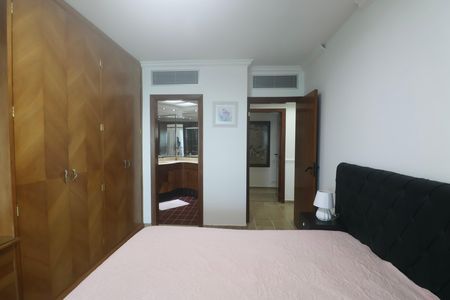 Apartamento para alugar com 355m², 5 quartos e 3 vagas Apartamento para alugar com 355m², 5 quartos e 3 vagasSuíte 2
