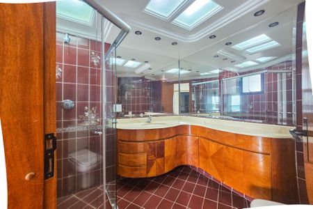 Apartamento para alugar com 355m², 4 quartos e 3 vagas Apartamento para alugar com 355m², 4 quartos e 3 vagasbanheiro da suite 3