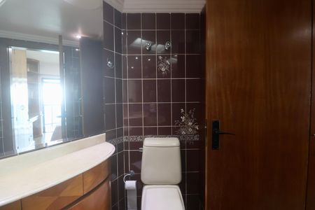 Apartamento para alugar com 355m², 5 quartos e 3 vagas Apartamento para alugar com 355m², 5 quartos e 3 vagasBanheiro Suíte 2