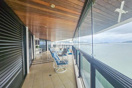 Apartamento para alugar com 355m², 4 quartos e 3 vagas Apartamento para alugar com 355m², 4 quartos e 3 vagasVaranda