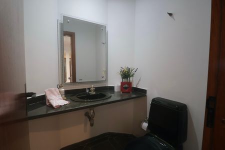 Apartamento para alugar com 355m², 5 quartos e 3 vagas Apartamento para alugar com 355m², 5 quartos e 3 vagasLavabo