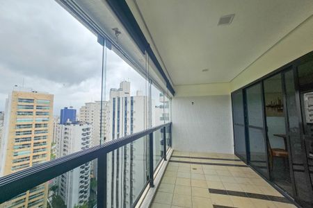 Apartamento para alugar com 355m², 4 quartos e 3 vagas Apartamento para alugar com 355m², 4 quartos e 3 vagasvaranda