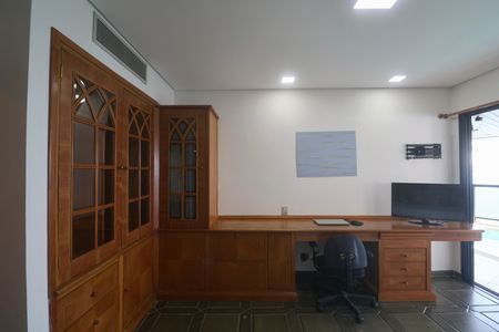 Apartamento para alugar com 355m², 5 quartos e 3 vagas Apartamento para alugar com 355m², 5 quartos e 3 vagasSuíte 4
