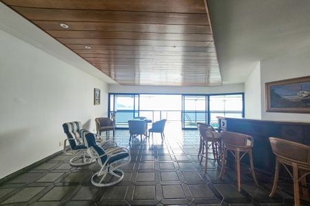 Apartamento para alugar com 355m², 4 quartos e 3 vagas Apartamento para alugar com 355m², 4 quartos e 3 vagasSala