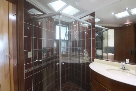 Apartamento para alugar com 355m², 5 quartos e 3 vagas Apartamento para alugar com 355m², 5 quartos e 3 vagasBanheiro Suíte 2