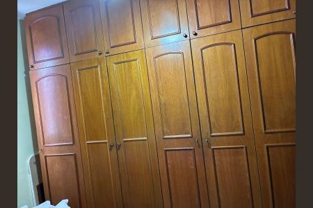 Apartamento à venda com 250m², 5 quartos e 3 vagasQuarto