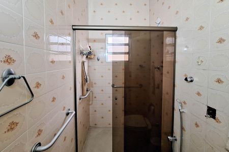 Casa para alugar com 258m², 4 quartos e 3 vagasBanheiro da Suíte 1