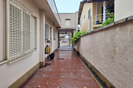 Casa para alugar com 258m², 4 quartos e 3 vagasQuintal