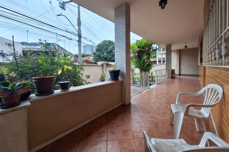 Casa para alugar com 258m², 4 quartos e 3 vagasQuintal