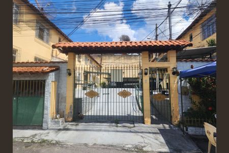 Apartamento para alugar com 65m², 2 quartos e 1 vaga Apartamento para alugar com 65m², 2 quartos e 1 vagaFachada