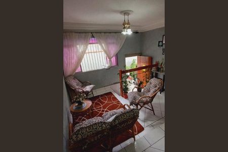 Casa à venda com 3 quartos, 268m² em Parque Novo Oratório, Santo André