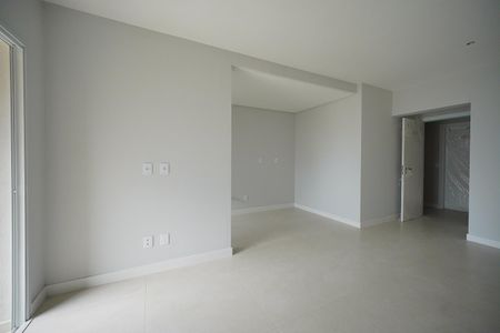 Sala de apartamento para alugar com 2 quartos, 66m² em Nossa Senhora do Rosario, São José