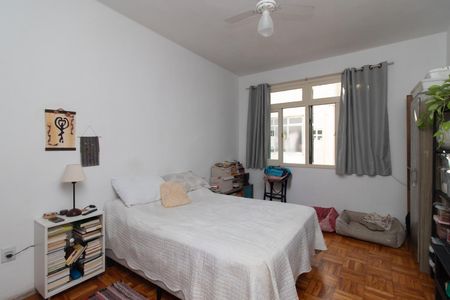 Quarto de apartamento à venda com 1 quarto, 50m² em Santana, Porto Alegre