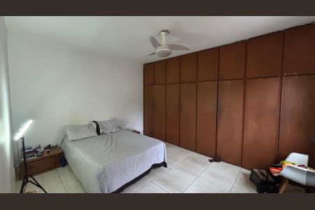 Casa à venda com 320m², 3 quartos e 2 vagasQuarto 1