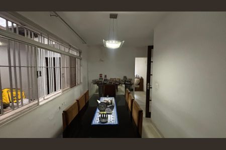 Casa à venda com 320m², 3 quartos e 2 vagasSala de Jantar