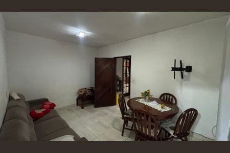 Casa à venda com 320m², 3 quartos e 2 vagasSuite