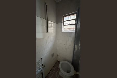 Casa à venda com 320m², 3 quartos e 2 vagasÁrea de Serviço - Banheiro