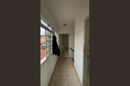 Casa à venda com 320m², 3 quartos e 2 vagasCorredor