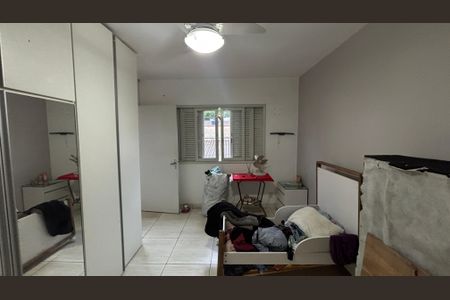 Casa à venda com 320m², 3 quartos e 2 vagasQuarto 2