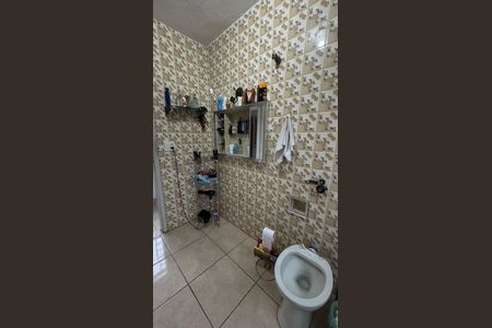 Casa à venda com 320m², 3 quartos e 2 vagasBanheiro