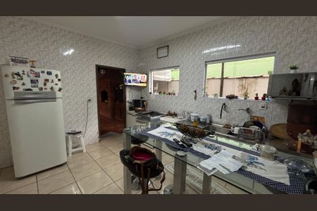 Casa à venda com 320m², 3 quartos e 2 vagasCozinha