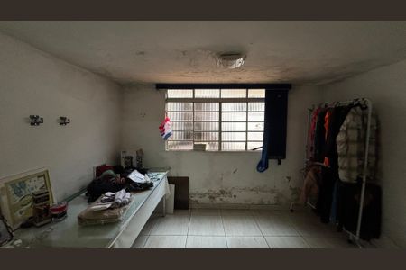 Casa à venda com 320m², 3 quartos e 2 vagasSala de Tv