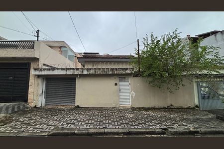 Casa à venda com 320m², 3 quartos e 2 vagasFachada