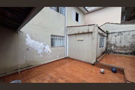 Casa à venda com 320m², 3 quartos e 2 vagasQuintal