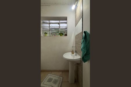 Casa à venda com 320m², 3 quartos e 2 vagasLavabo