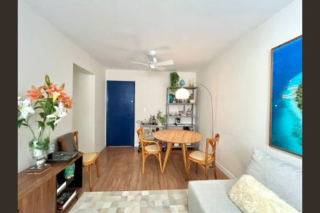 Sala de apartamento à venda com 2 quartos, 70m² em Jardim Dom Vieira, Campinas