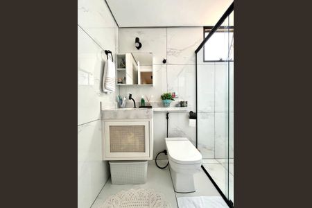 Apartamento à venda com 70m², 2 quartos e 1 vaga Apartamento à venda com 70m², 2 quartos e 1 vagaBanheiro