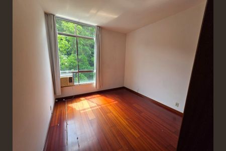 Apartamento à venda com 4 quartos, 160m² em Icaraí, Niterói