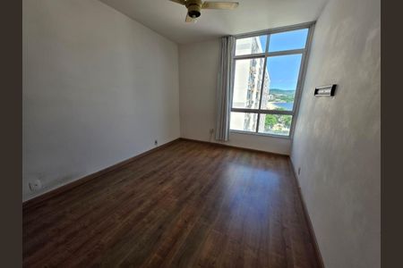 Apartamento à venda com 4 quartos, 160m² em Icaraí, Niterói