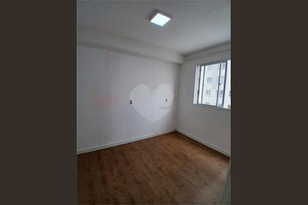 Apartamento à venda com 2 quartos, 37m² em Vila das Bandeiras, Guarulhos