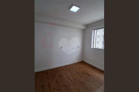 Apartamento à venda com 2 quartos, 37m² em Vila das Bandeiras, Guarulhos