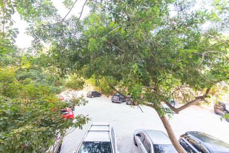 Vista  de apartamento para alugar com 2 quartos, 63m² em Veloso, Osasco