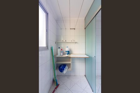 Apartamento para alugar com 63m², 2 quartos e 1 vagaÁrea de Serviço 