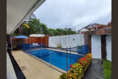 Área externa de casa de condomínio à venda com 5 quartos, 217m² em Recreio dos Bandeirantes, Rio de Janeiro