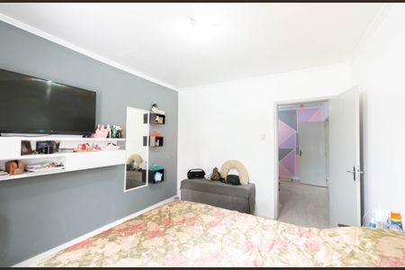 Casa à venda com 242m², 4 quartos e 3 vagas