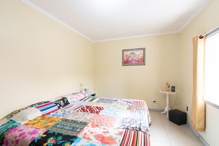 Casa à venda com 242m², 4 quartos e 3 vagas