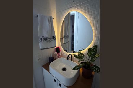 Apartamento para alugar com 43m², 2 quartos e sem vagaBanheiro