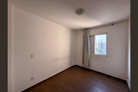 Apartamento à venda com 3 quartos, 63m² em Jardim Caner, Taboão da Serra