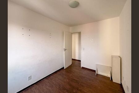 Apartamento à venda com 3 quartos, 63m² em Jardim Caner, Taboão da Serra