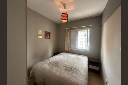 Apartamento à venda com 2 quartos, 80m² em Empresarial 18 do Forte, Barueri